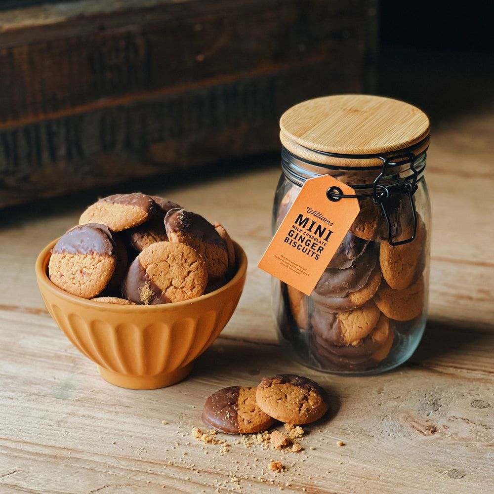 Mini Milk Chocolate Ginger Biscuits Glass Clip Jar