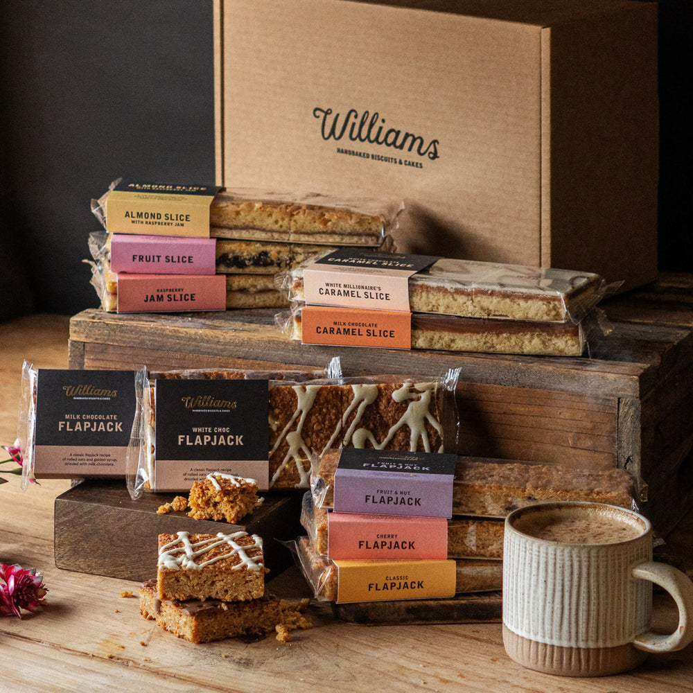 Big Traybake Hamper Gift Box